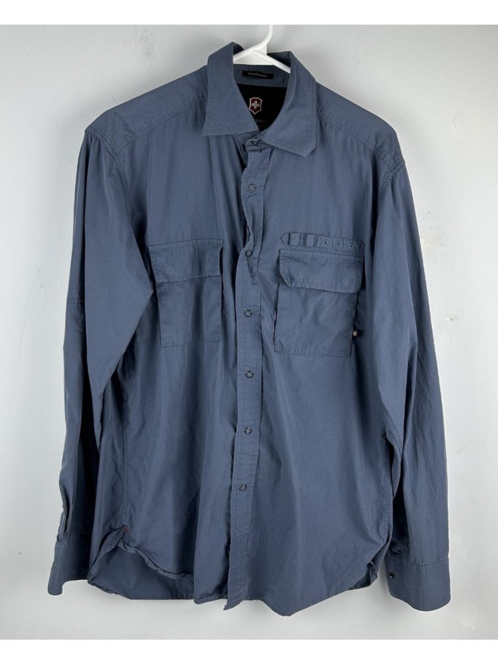 Victorinox Mens Large Blue Long Sleeve Button Shirt Safari Hiking Fishing Vented